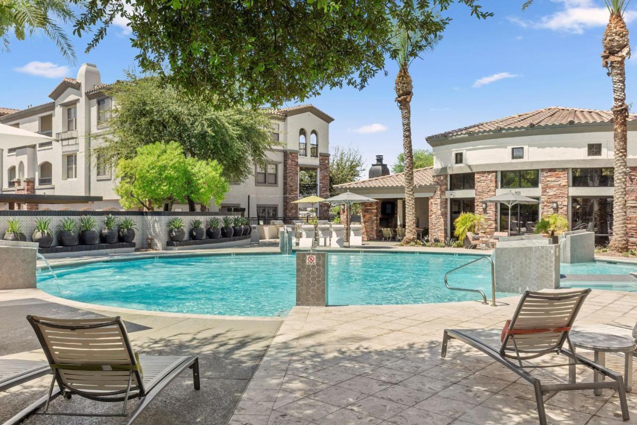 Cozysuites Glendale By The Stadium With Pool 03 Exterior foto