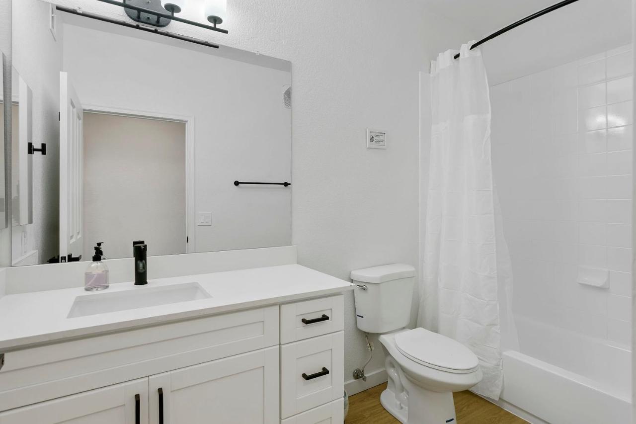 Cozysuites Glendale By The Stadium With Pool 03 Exterior foto